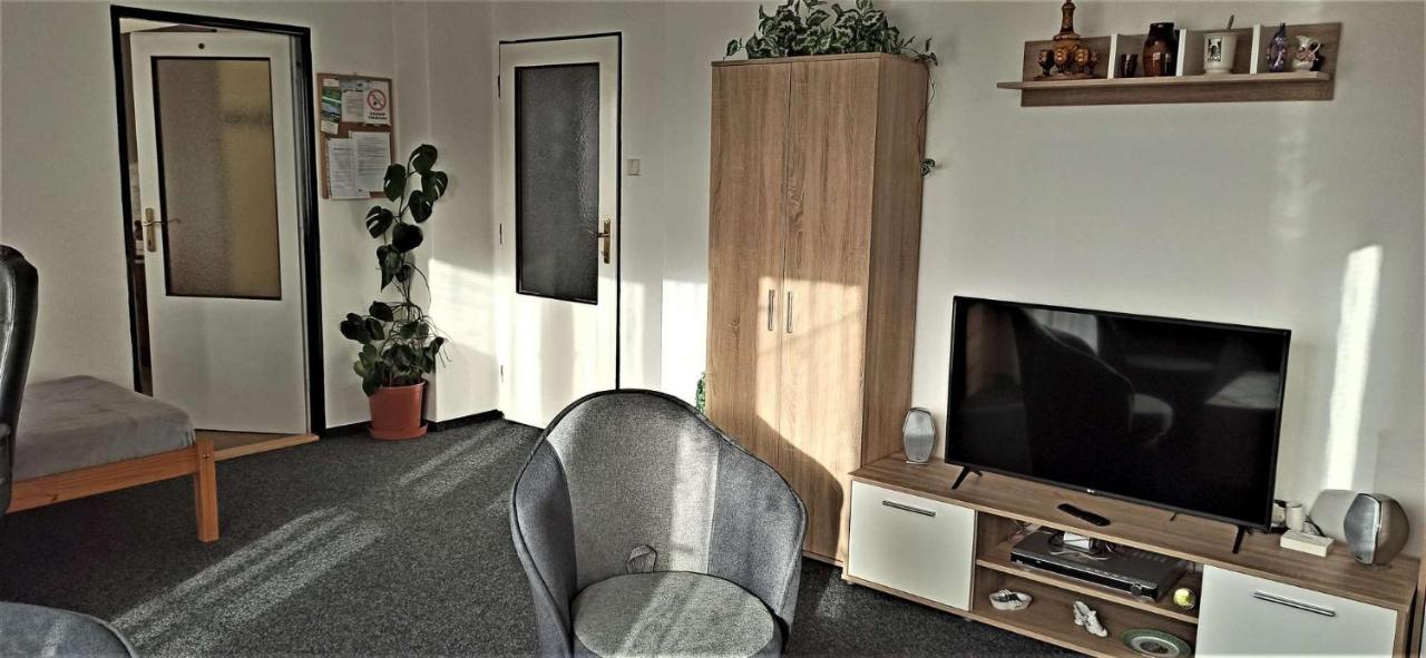 Apartman Milena Jičín Exterior foto